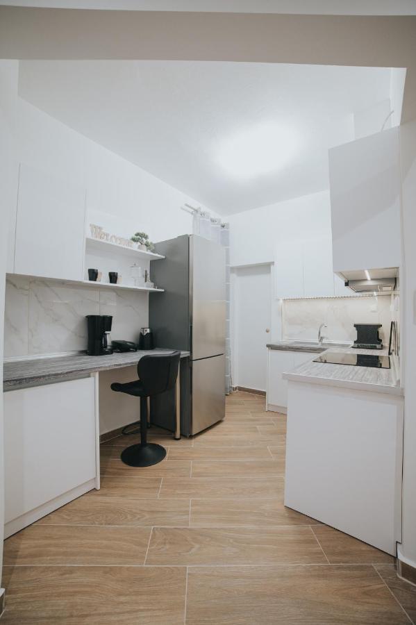 Comfy And Stylish Apartment Салоніки Екстер'єр фото